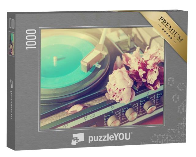 Puzzle 1000 Teile „Alter Vintage-Plattenspieler spielt eine Spur, Vinyl und Blumen“