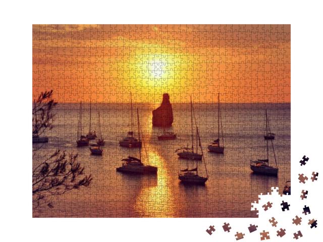 Puzzle 1000 Teile „Segelboot bei Sonnenuntergang, Ibiza“