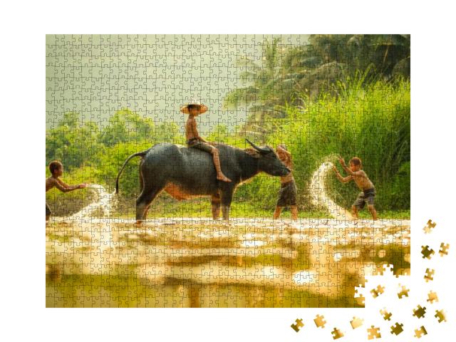 Puzzle 1000 Teile „Wasserspiele - Jungen und Wasserbüffel in Asien“