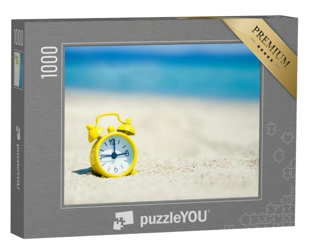 Puzzle 1000 Teile „Schöner gelber Wecker im Sand am Meer“