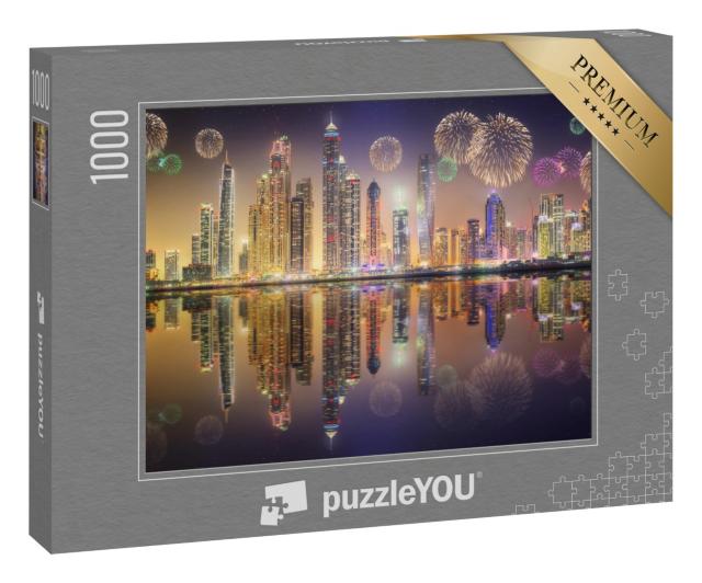 Puzzle 1000 Teile „Panorama der Wolkenkratzer in Dubai Marina mit Feuerwerk“