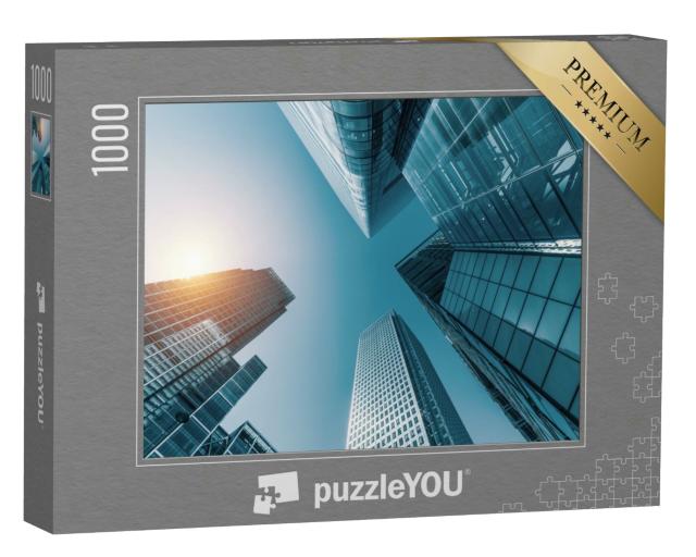Puzzle 1000 Teile „Wolkenkratzer in einem Finanzviertel von unten fotografiert“