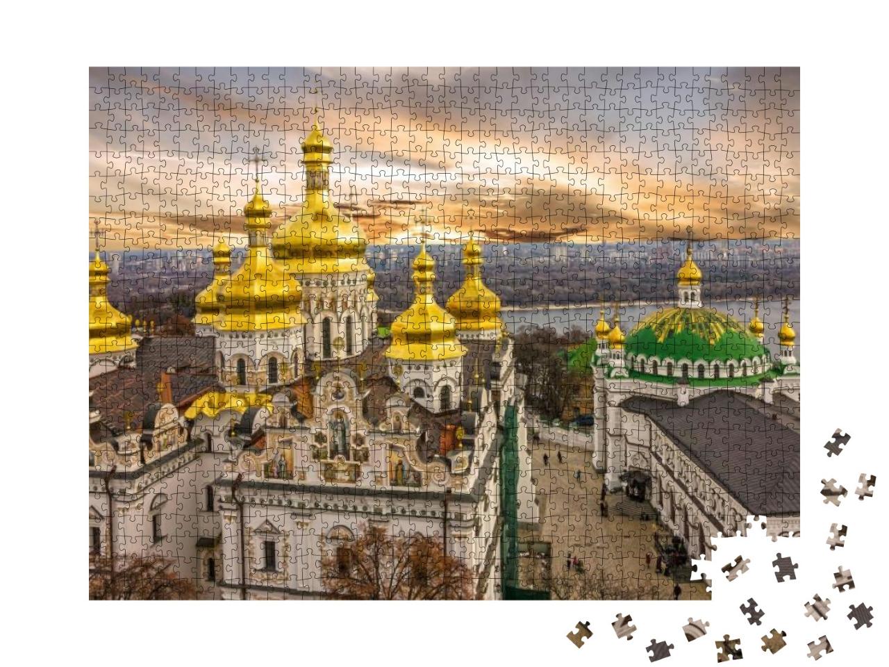 Puzzle 1000 Teile „Kuppeln des Klosters Pechersk Lavra am Dnepr, Ukraine“