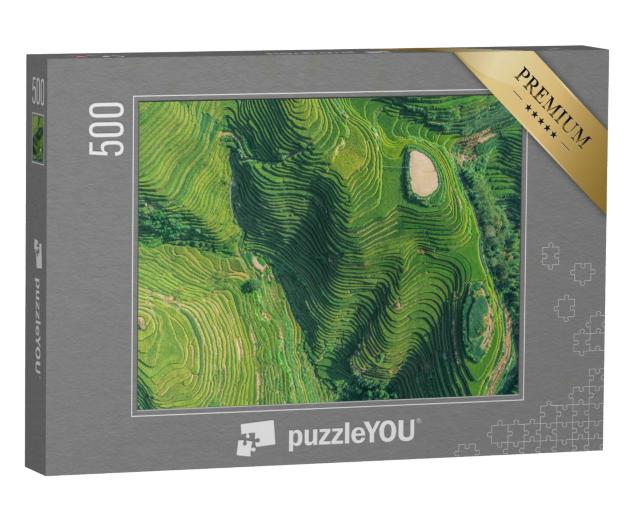 Puzzle 500 Teile „Luftaufnahme von frischen grünen und gelben Reisfeldern, Kreis Longsheng, China“