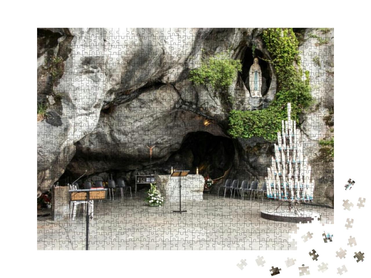 Puzzle 1000 Teile „Marienstatue in der Grotte von Massabielle in Lourdes, Frankreich“