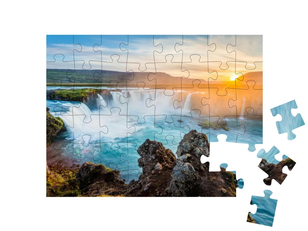 Puzzle 48 Teile „Godafoss-Wasserfall im Sonnenuntergang, Island“