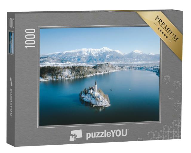 Puzzle 1000 Teile „Panoramablick auf den malerischen Bleder See, Winter, Slowenien“