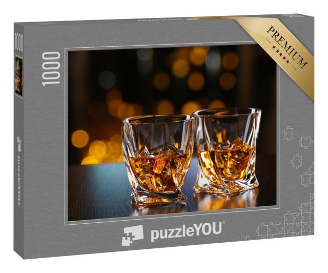 Puzzle 1000 Teile „Gläser mit Whiskey auf einem Tisch, Bar-Hintergrund“