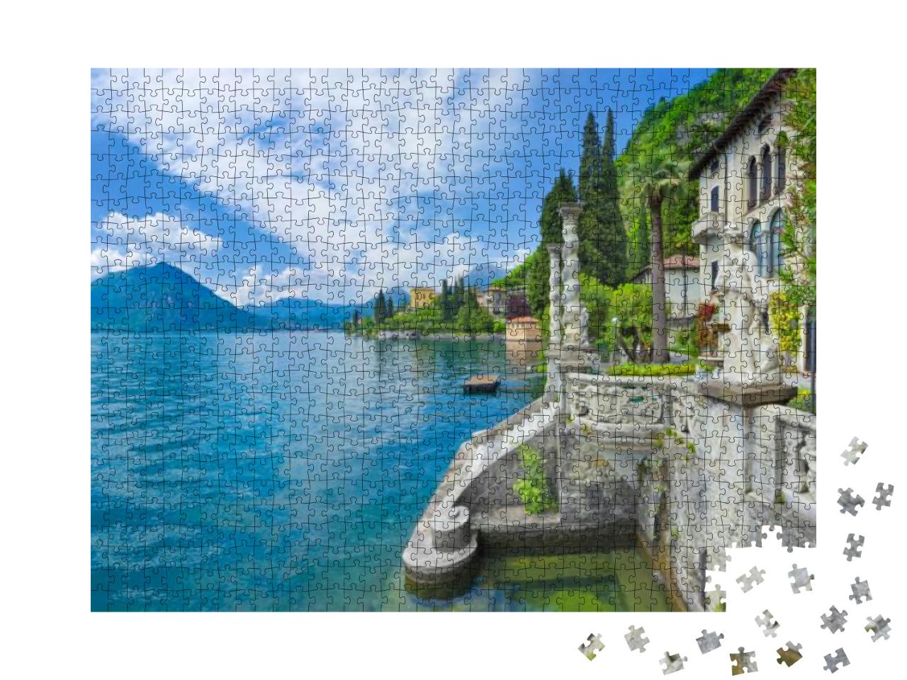 Puzzle 1000 Teile „Sonniges Panorama: Comer See mit Barockpark“