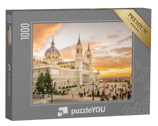 Puzzle 1000 Teile „Viel moderne Architektur: Almudena-Kathedrale in Madrid, Spanien“