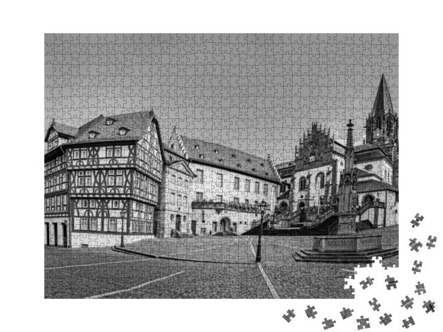 Puzzle 1000 Teile „Stiftsbasilika in Aschaffenburg, Deutschland, schwarz-weiß“