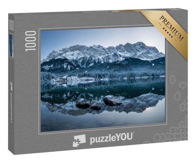 Puzzle 1000 Teile „Panoramablick: Zugspitze Spiegelung im Eibsee, Winter“