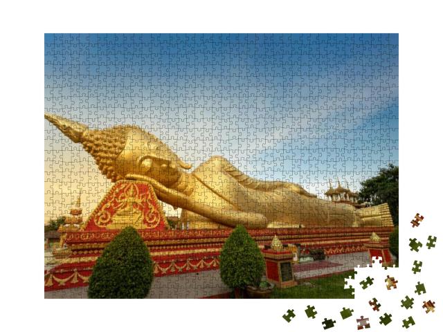 Puzzle 1000 Teile „Goldene liegende Buddha-Statue in Vientiane, Laos“