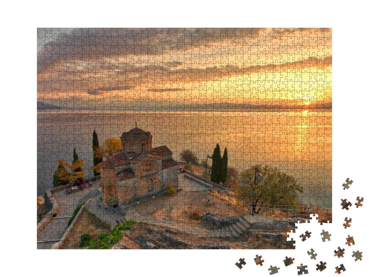 Puzzle 1000 Teile „Historische Kirche über dem Kaneo-Strand, Mazedonien“