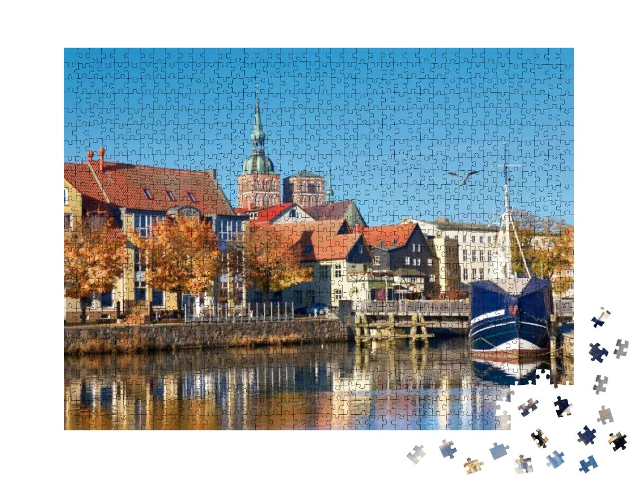 Puzzle 1000 Teile „Angedockte Segelboote vor Stralsund, Norddeutschland“