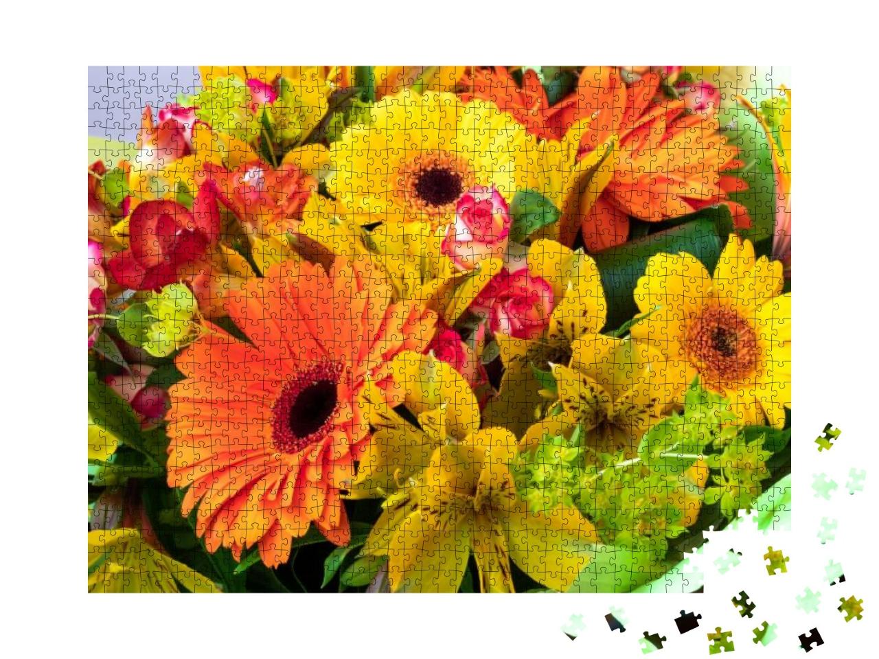 Puzzle 1000 Teile „Leuchtend gelbe und orange Gerbera in einem Blumenstrauß“