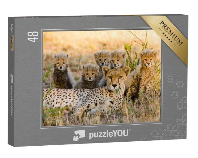 Puzzle 48 Teile „Gepardenmutter und ihre Jungtiere in der Savanne, Kenia“