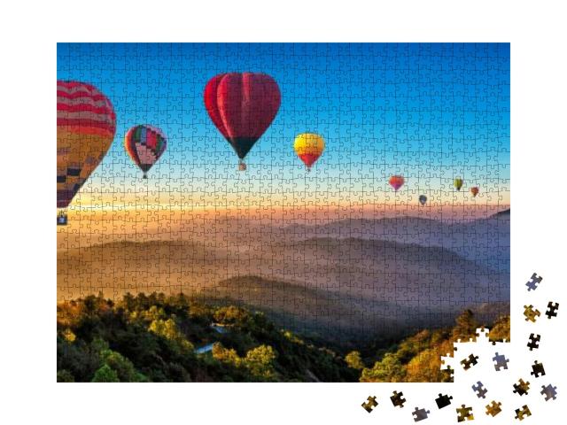Puzzle 1000 Teile „Chiang Mai, Thailand: Fahrt in bunten Heißluftballons“