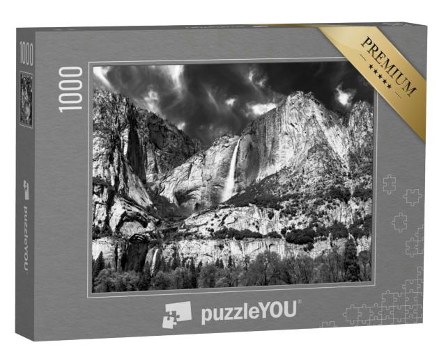 Puzzle 1000 Teile „Oberer und unterer Yosemite-Wasserfall im Yosemite-Nationalpark in Schwarz-Weiß“