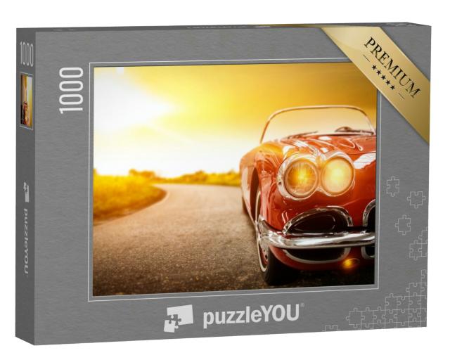 Puzzle 1000 Teile „Retro-Auto auf der Straße im goldenen Sonnenuntergang“