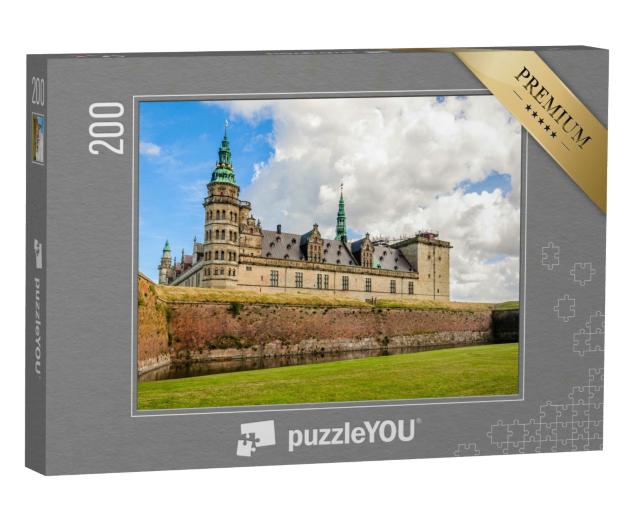 Puzzle 200 Teile „Panoramablick auf die Ziegelmauer um Schloss Kronborg in Helsingor“