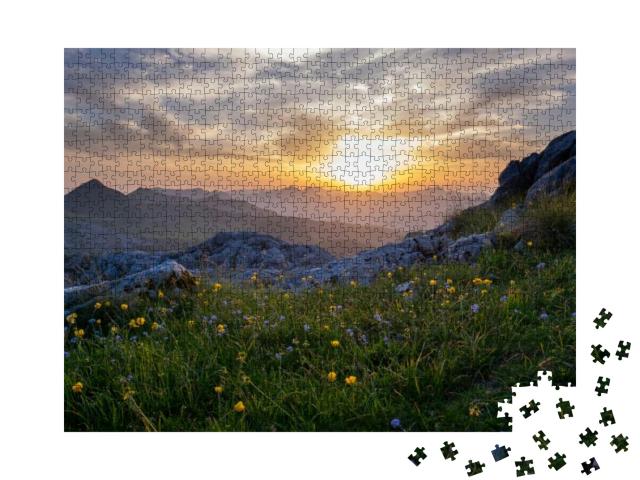 Puzzle 1000 Teile „Sonnenuntergang am Berg Taljanka zwischen Albanien und Montenegro“