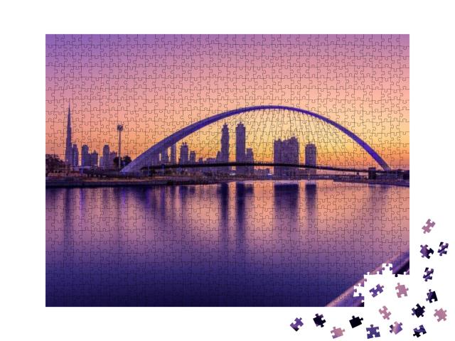 Puzzle 1000 Teile „Sonnenaufgang über dem Dubai-Kanal“