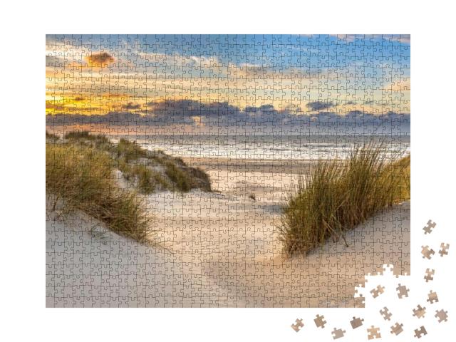 Puzzle 1000 Teile „Sonnenuntergang über den Dünen der Insel Ameland, Niederlande“