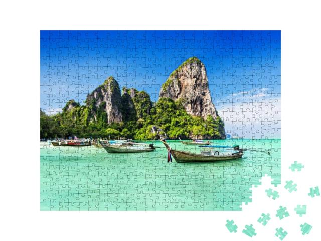 Puzzle 500 Teile „Longtale Boote am Strand in Thailand“