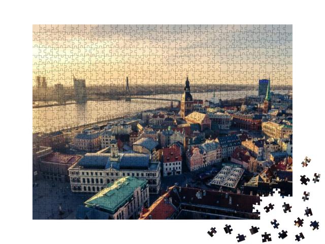 Puzzle 1000 Teile „Luftbild-Panoramablick von oben auf die Altstadt von Riga, Lettland“