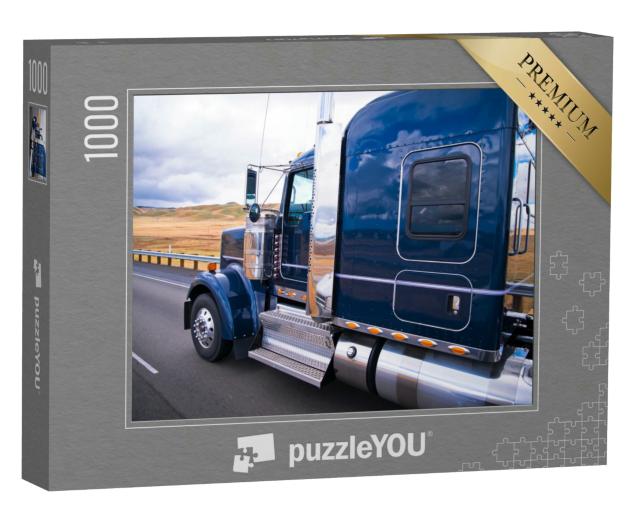 Puzzle 1000 Teile „Chromverzierter Truck auf dem Highway durch Kaliforniern“