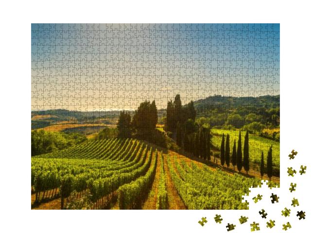 Puzzle 1000 Teile „Casale Marittimo, Dorf, Weinberge und Landschaft in der Maremma, Toskana, Italien“