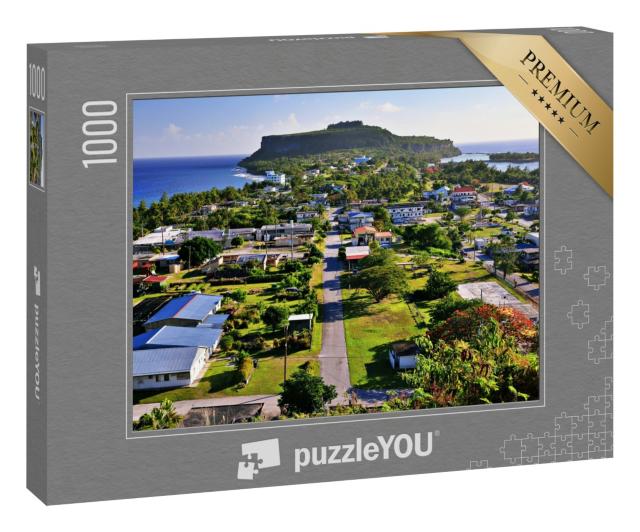 Puzzle 1000 Teile „Blick auf das Dorf Song Song vom Observatorium aus, Rota, Nördliche Marianen“