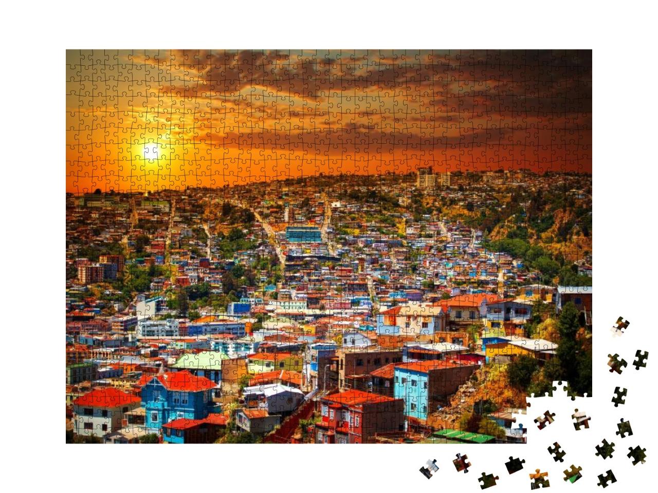 Puzzle 1000 Teile „Bunte Gebäude auf den Hügeln der UNESCO-Welterbestadt Valparaiso, Chile“