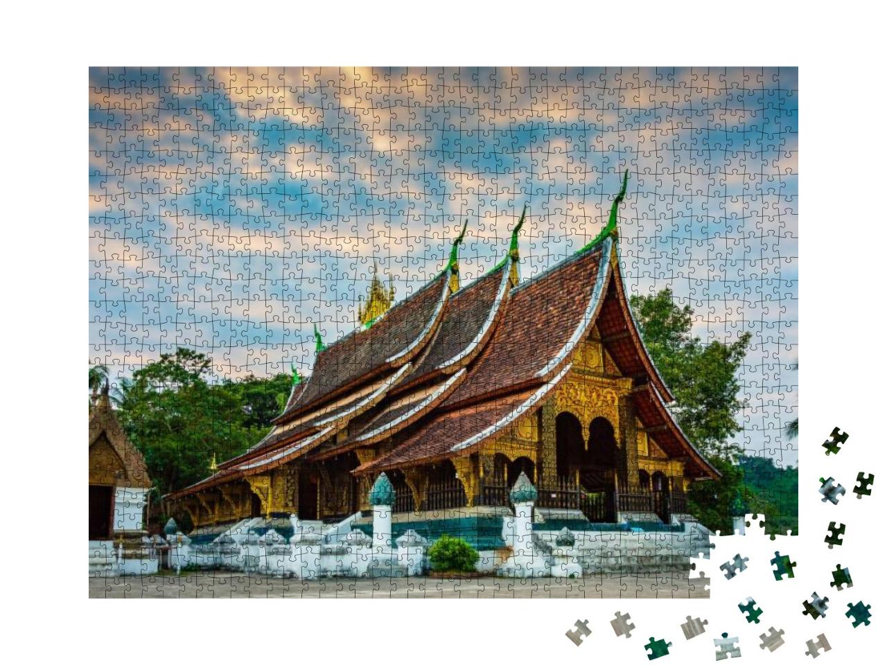 Puzzle 1000 Teile „Goldener Stadttempel Wat Xieng Thong, Luang Prabang, Laos“