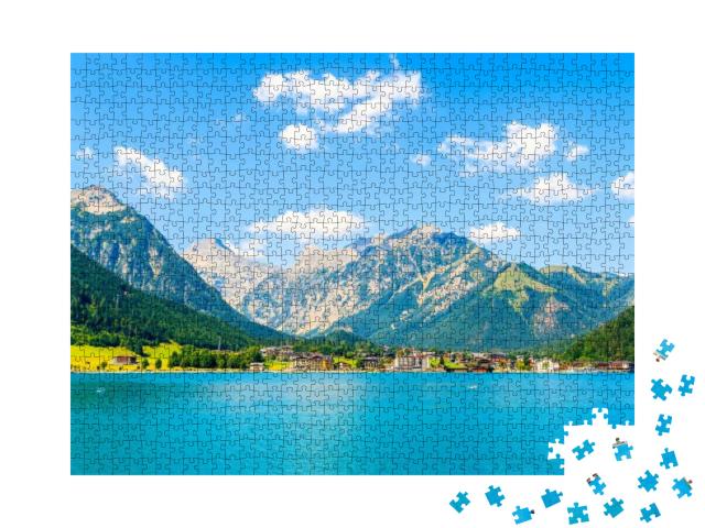 Puzzle 1000 Teile „Blick auf das Dorf Pertisau am Ufer des schönen Achensees, Tirol“