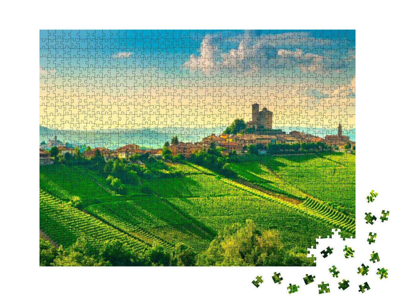 Puzzle 1000 Teile „Idyllische Weinberge, Sonnenuntergangspanorama, Piemont, Norditalien“