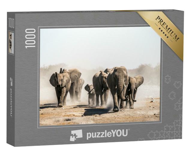 Puzzle 1000 Teile „Eine Elefantenherde nähert sich einem Wasserloch, Etosha-Nationalpark, Namibia, Afrika“