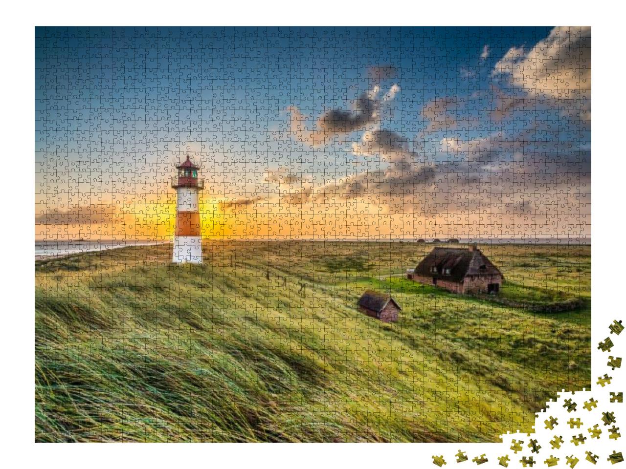 Puzzle 2000 Teile „Sonnenaufgang am Leuchtturm in List auf Sylt, Schleswig-Holstein, Deutschland“