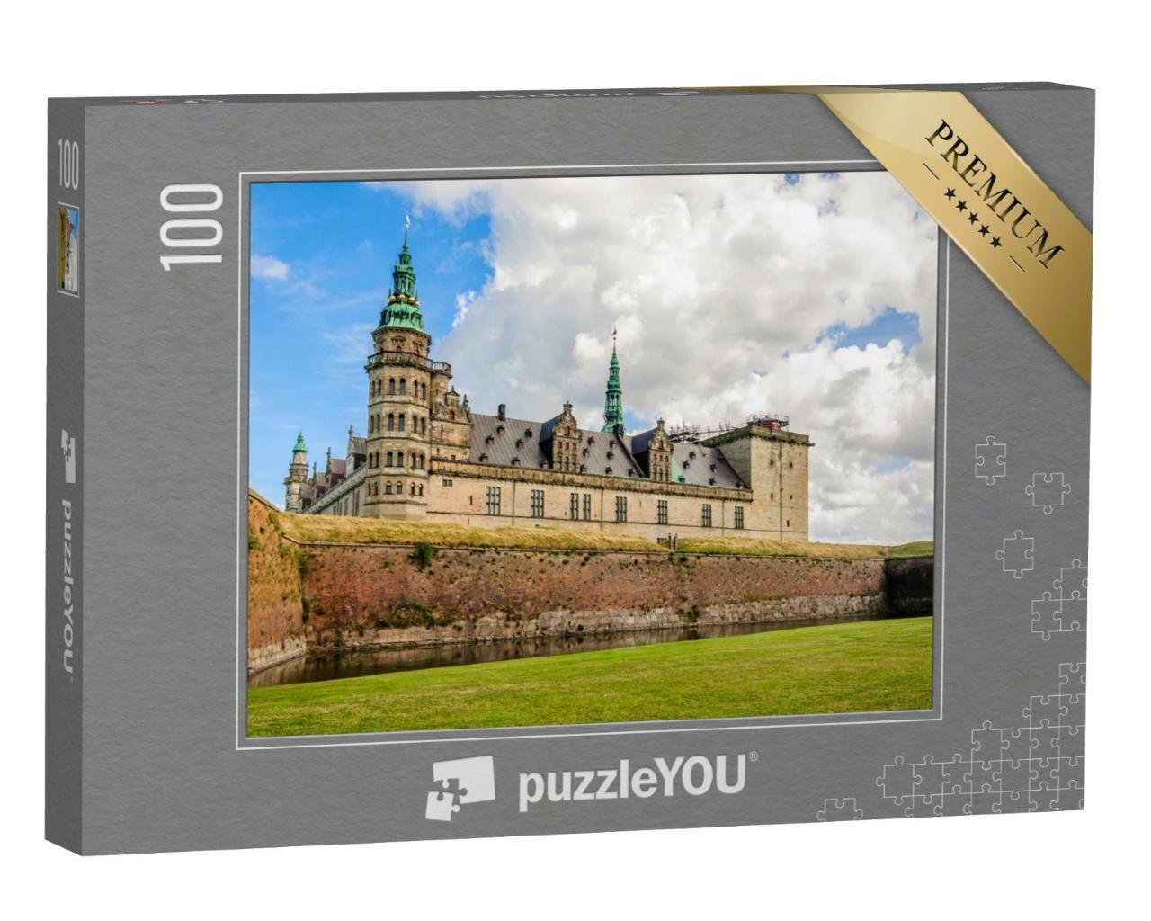 Puzzle 100 Teile „Panoramablick auf die Ziegelmauer um Schloss Kronborg in Helsingor“