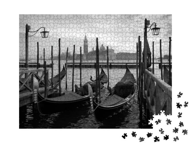 Puzzle 1000 Teile „Gondeln in Venedig, schwarz-weiß“