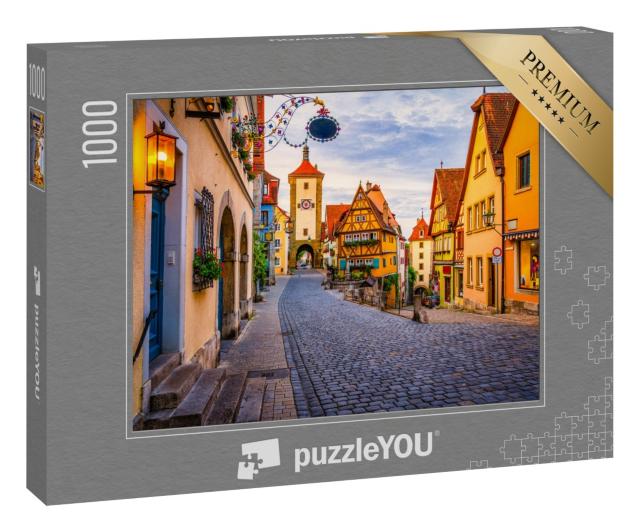 Puzzle 1000 Teile „Morgenansicht der Unteren Schmiedgasse, Rothenburg ob der Tauber, Bayern“