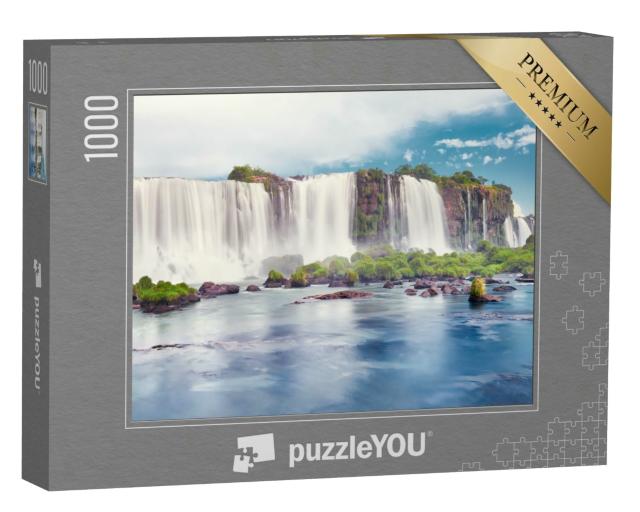 Puzzle 1000 Teile „Panoramabild: majestätische Iguazu-Wasserfälle in Argentinien, Nebel und Wolken“