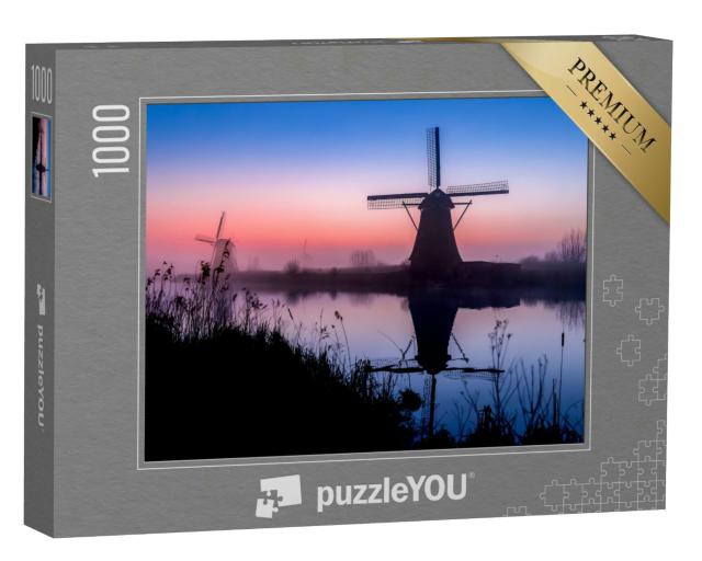 Puzzle 1000 Teile „Windmühle im Nebel, Sonnenaufgang, Spiegelungen im Wasser, Fluss“