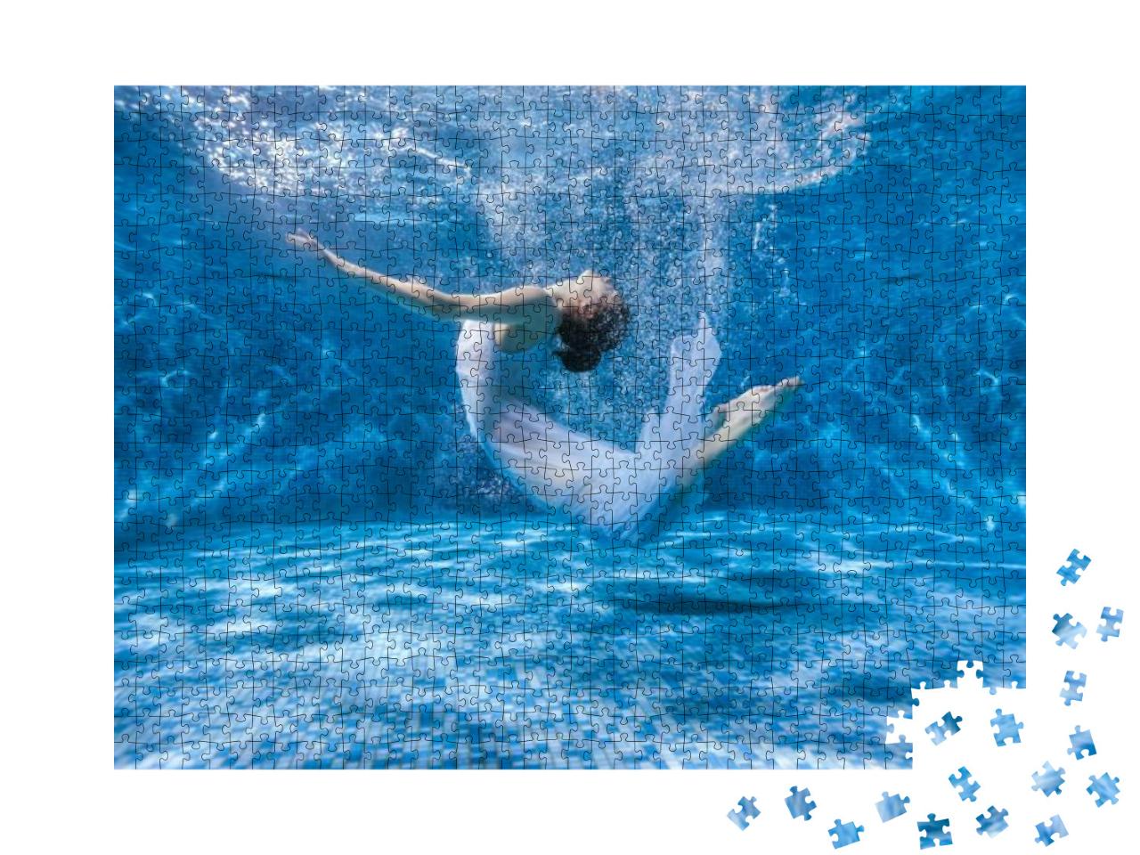 Puzzle 1000 Teile „Kunstfotografie: Tanzende Frau unter Wasser“