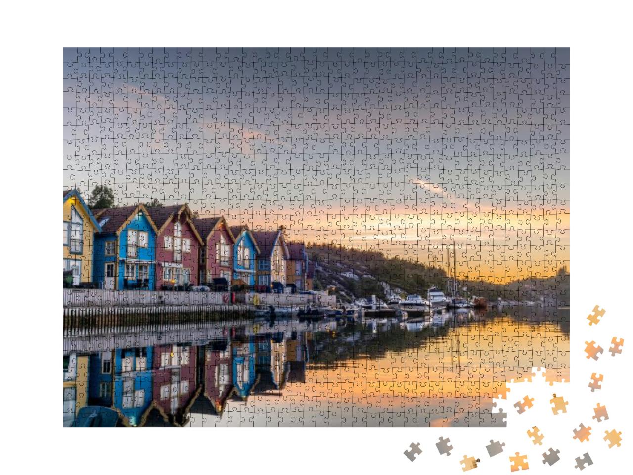 Puzzle 1000 Teile „Spiegelungen auf dem Meerwasser am Fjord von Bergen, Norwegen“