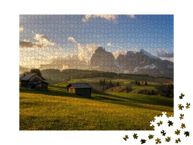 Puzzle 1000 Teile „Dramatischer Nebel: Sommerstimmung aus der Seiser Alm, Südtirol, Italien“