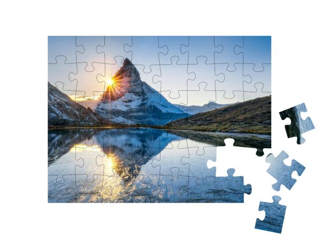 Puzzle 48 Teile „Riffelsee und Matterhorn im Kanton Wallis, Schweiz“