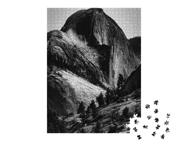 Puzzle 1000 Teile „Half Dome im Yosemite National Park, schwarz-weiß“